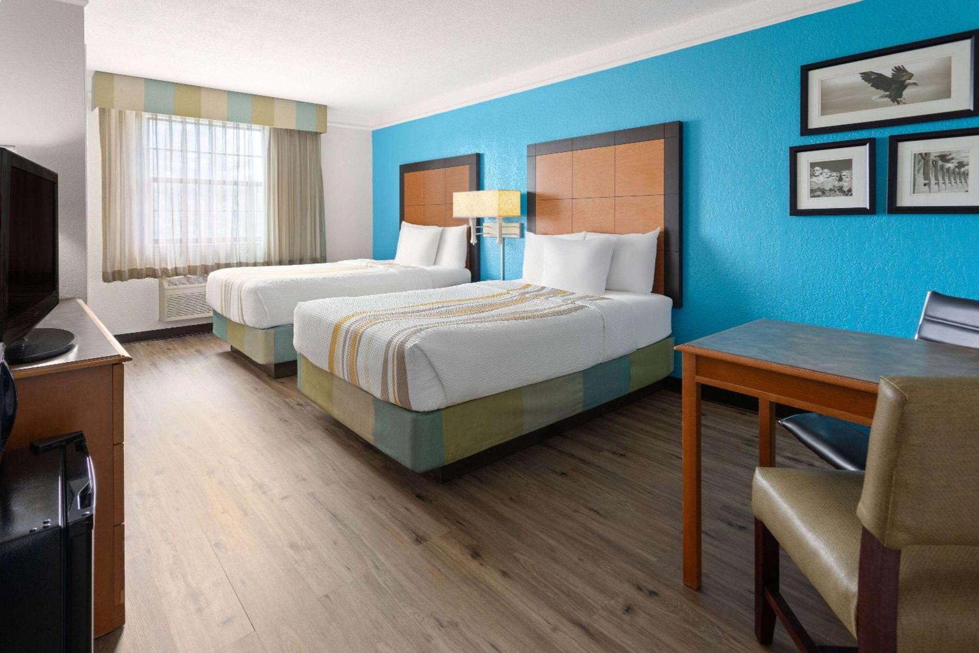 La Quinta Inn By Wyndham Pittsburgh Airport Moon Township Buitenkant foto